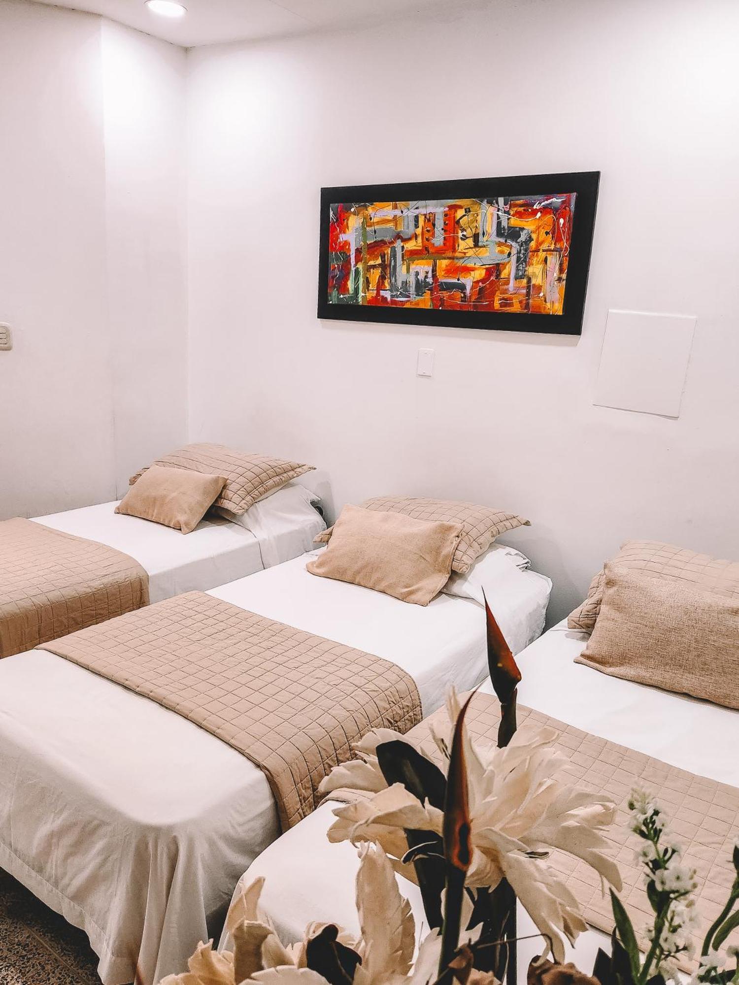 Hotel Radoa El Banco  外观 照片