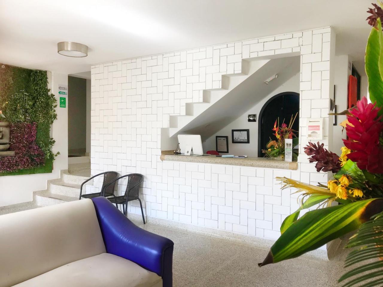 Hotel Radoa El Banco  外观 照片