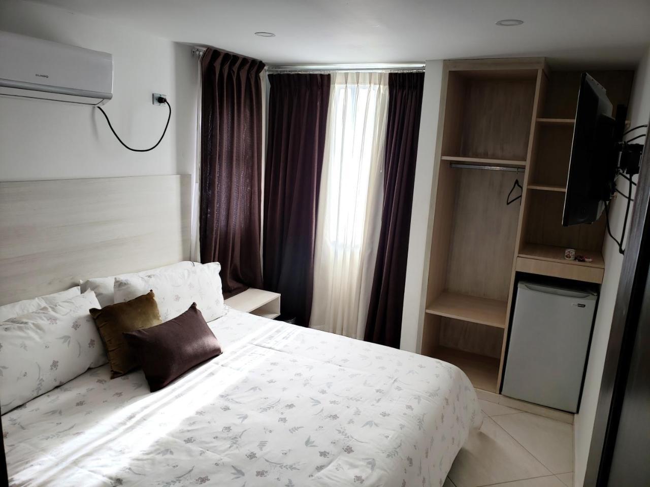Hotel Radoa El Banco  外观 照片