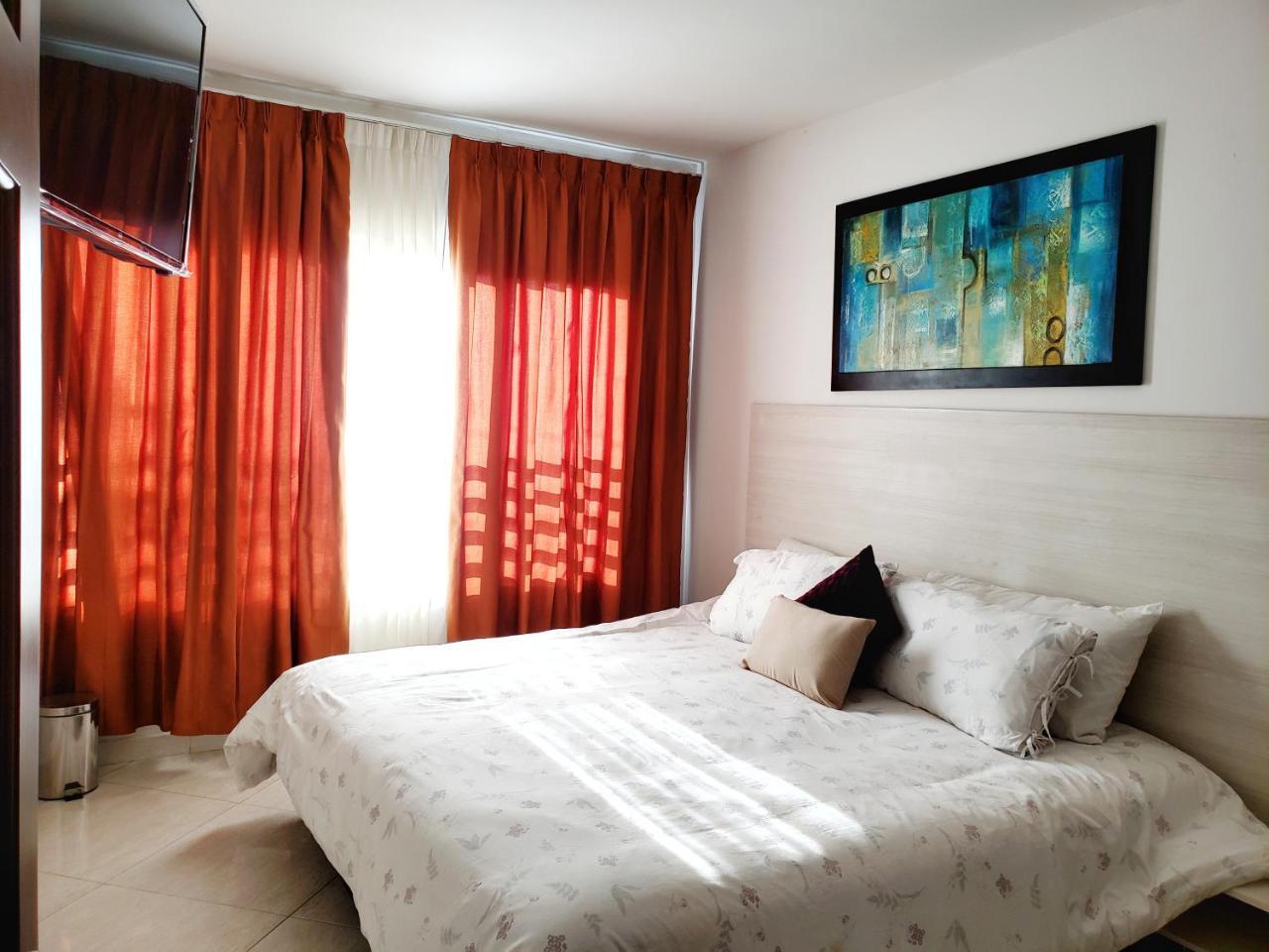 Hotel Radoa El Banco  外观 照片