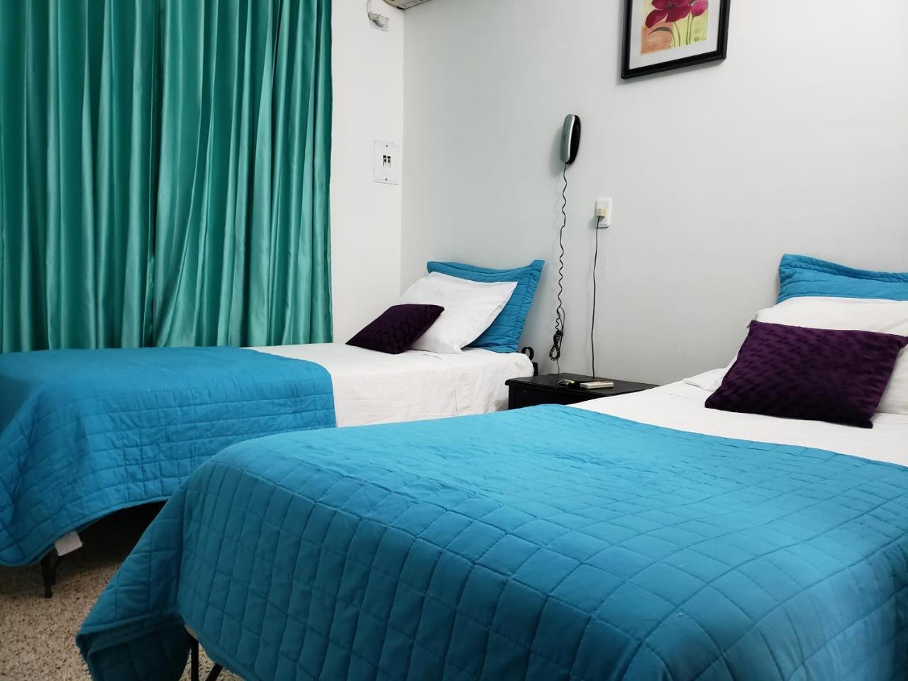 Hotel Radoa El Banco  外观 照片